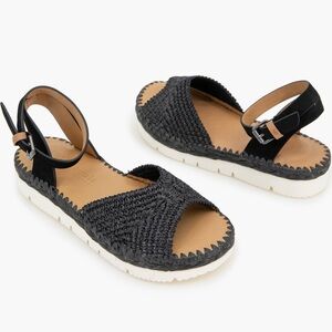 GENTLE SOULS BY KENNETH COLE Lucille Raffia
Platform Sandal/size 6